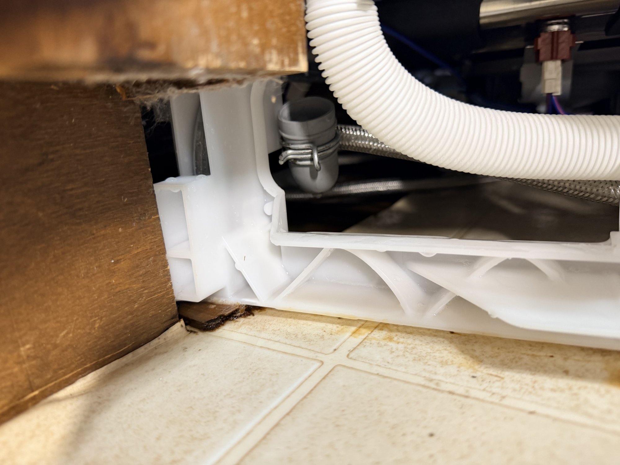 appliance dishwasher repair georgina view under kitchen applianceforever ca