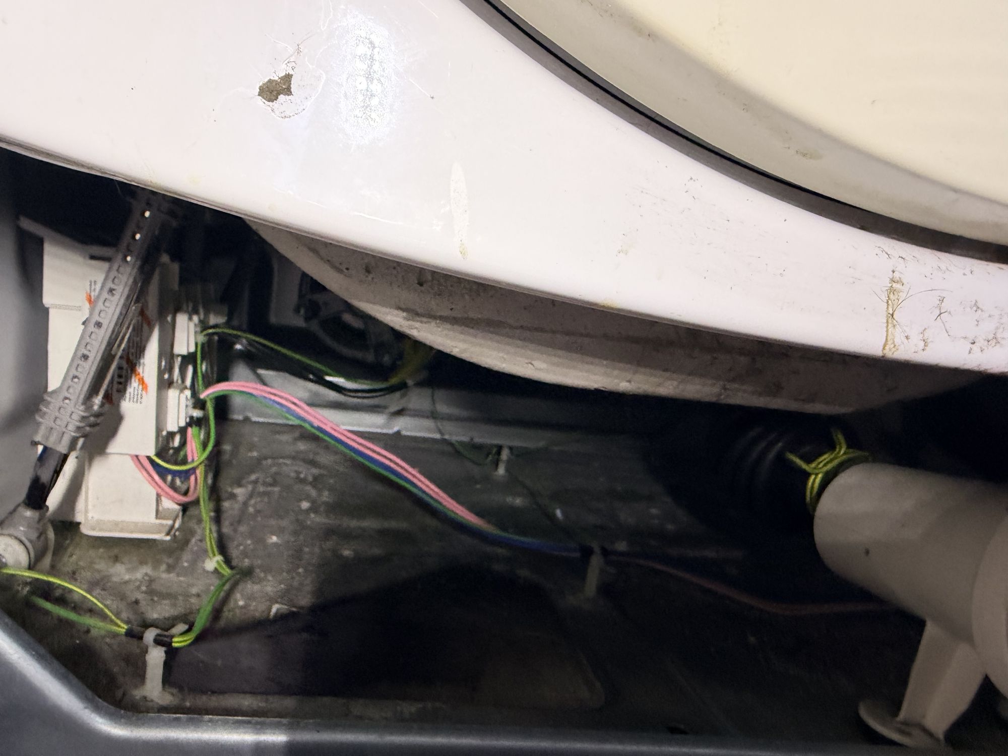 appliance repair repair woodbridge close up inner components applianceforever ca