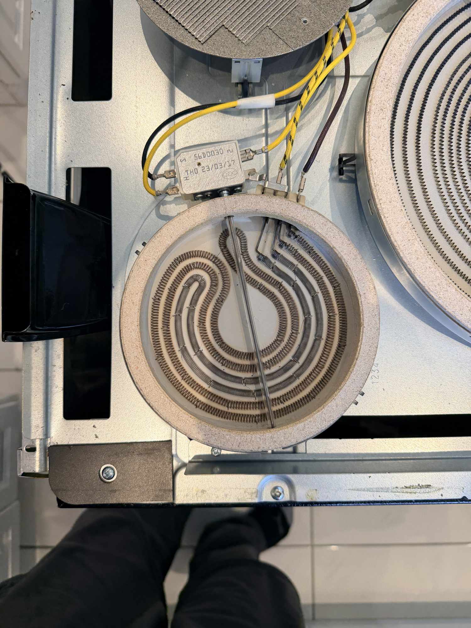 appliance stove repair vaughan close up electric stovetop applianceforever ca