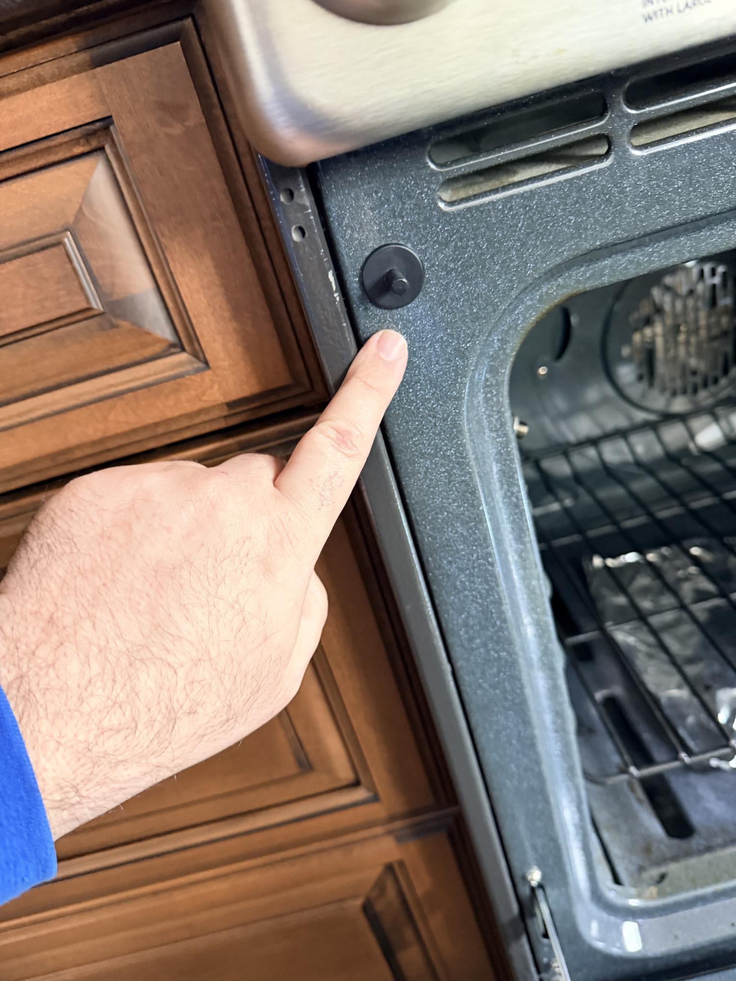 ge oven repair east york hand points to applianceforever ca